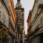 Contessa Apartment